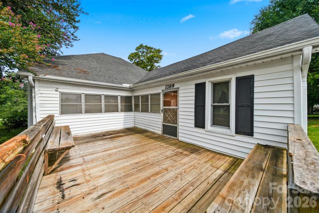 1289 Davis Road, Lincolnton, NC 28092