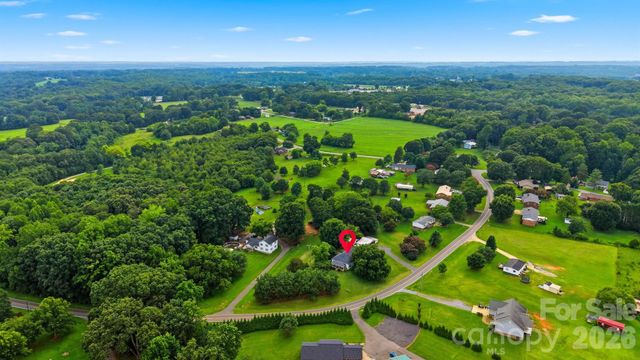 1289 Davis Road, Lincolnton, NC 28092