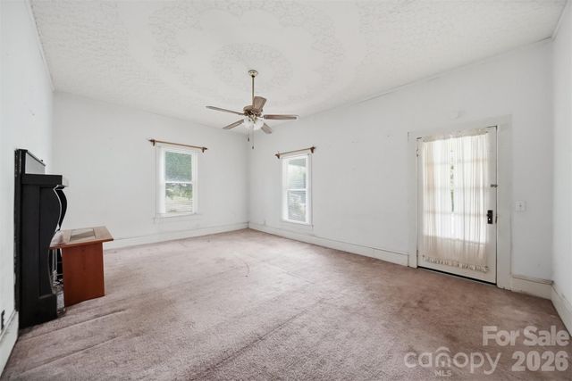 1289 Davis Road, Lincolnton, NC 28092