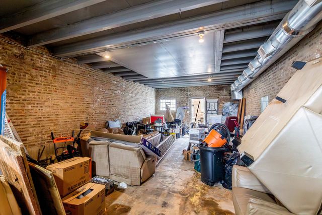 4436 W Madison Street, Chicago, IL 60624