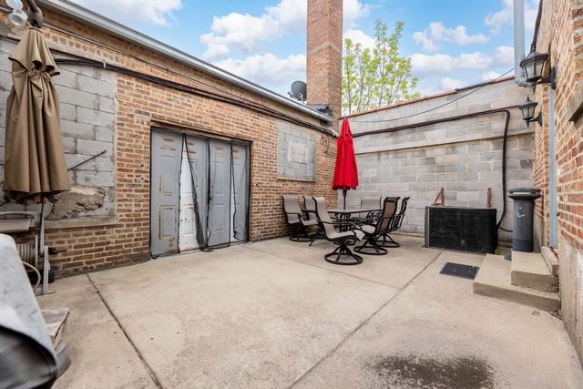 4436 W Madison Street, Chicago, IL 60624