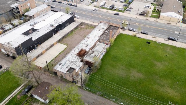4436 W Madison Street, Chicago, IL 60624