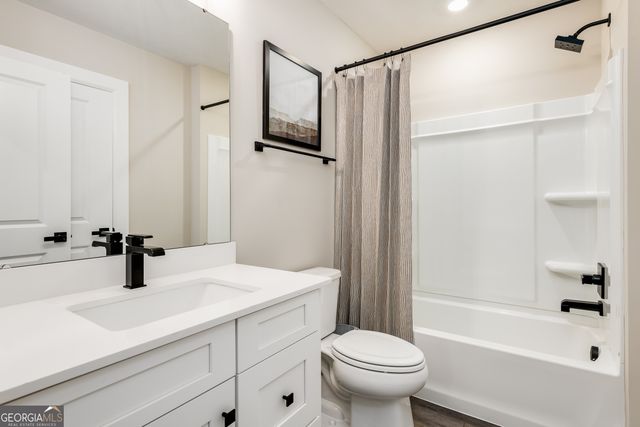 374 Flying Eagle Drive, Commerce, GA 30529