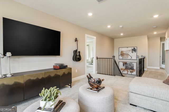 374 Flying Eagle Drive, Commerce, GA 30529