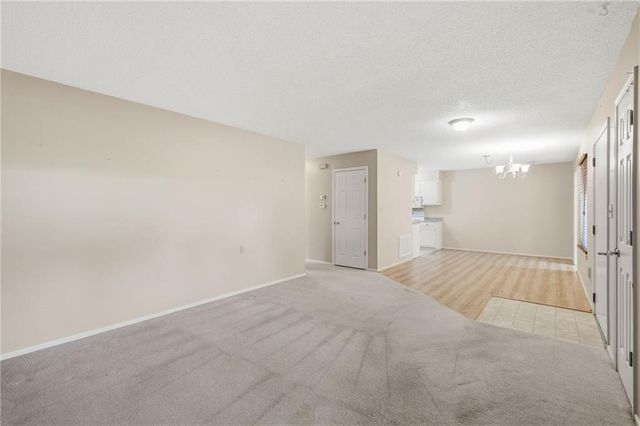 1314 W Jenkins Boulevard, Raymore, MO 64083