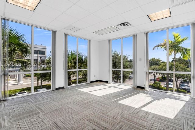 2010 NW 150th Ave 208, Pembroke Pines, FL 33028