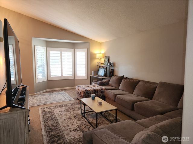 284 Gun Club Road, Woodland, WA 98674