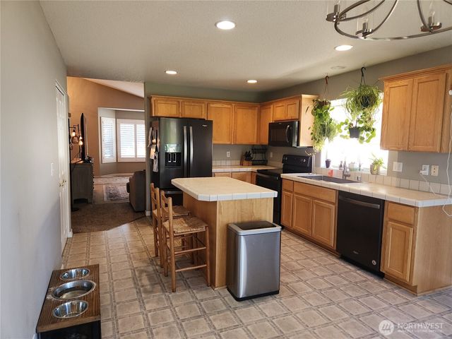 284 Gun Club Road, Woodland, WA 98674