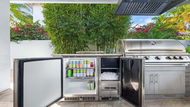 115 NE 6th Street, Delray Beach, FL 33444