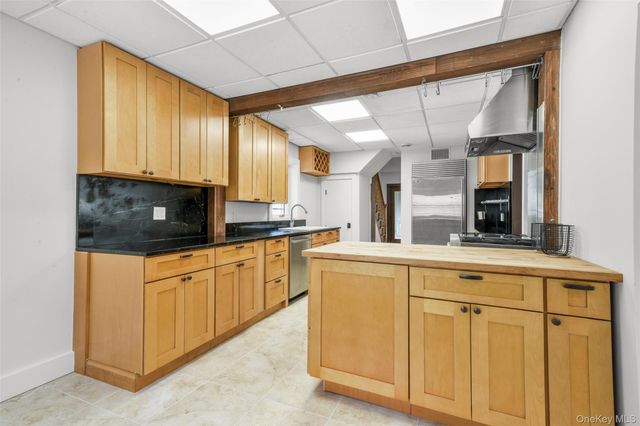 415 Eighth Avenue, Pelham, NY 10803