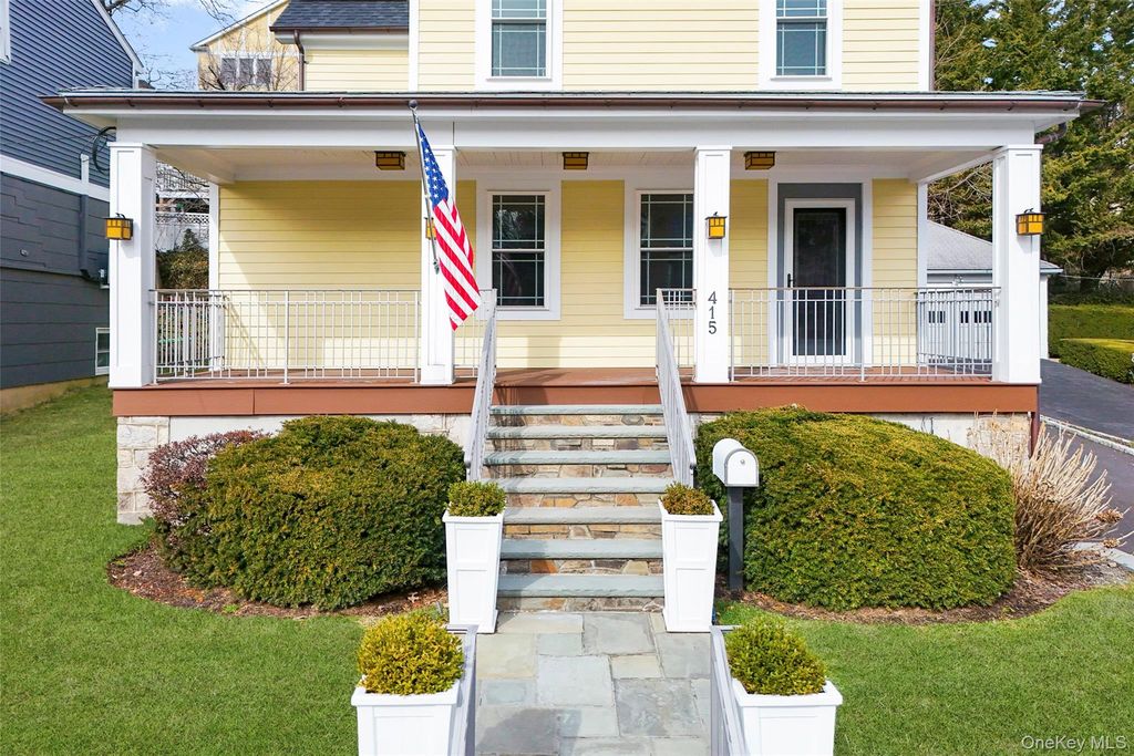 415 Eighth Avenue, Pelham, NY 10803