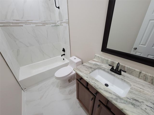 11130 Celano Drive, Richmond, TX 77406