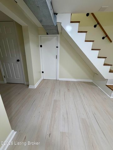 100 S 46th St, Louisville, KY 40212