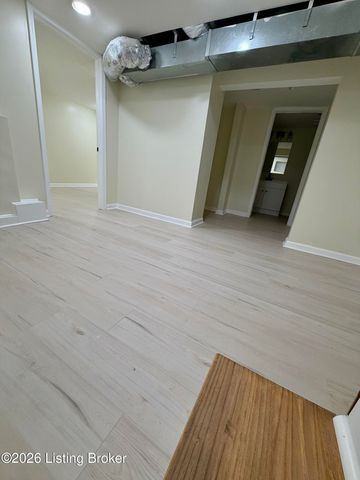 100 S 46th St, Louisville, KY 40212