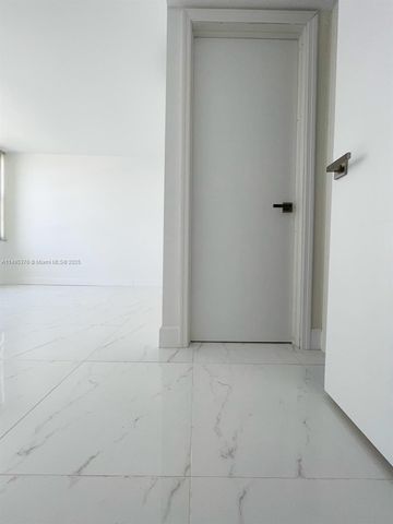 18041 Biscayne Boulv 502, Aventura, FL 33160