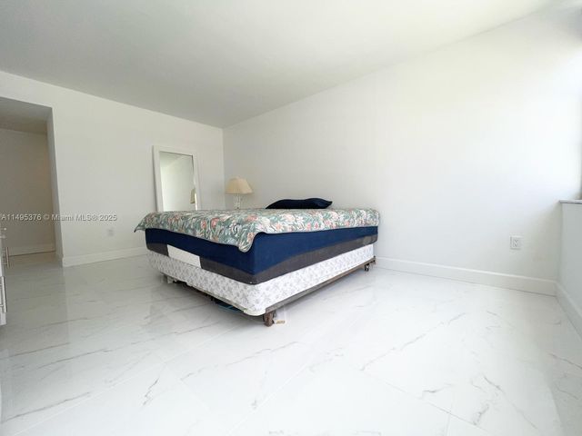 18041 Biscayne Boulv 502, Aventura, FL 33160