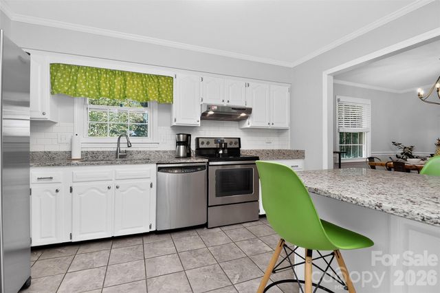 10743 Osprey Drive, Charlotte, NC 28226