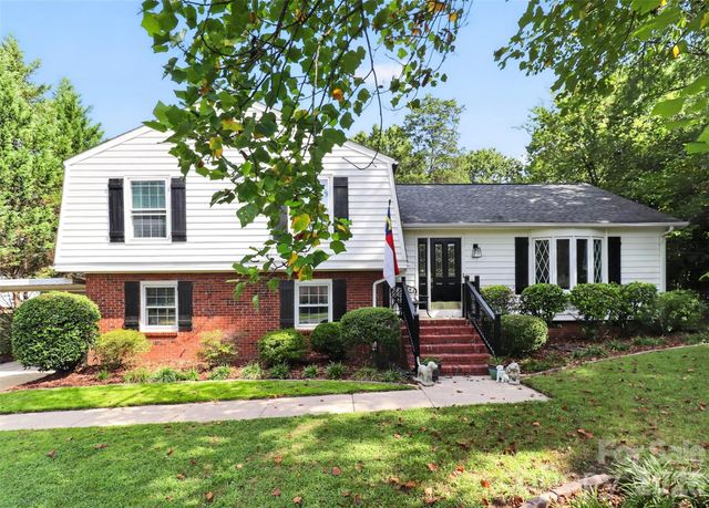 10743 Osprey Drive, Charlotte, NC 28226