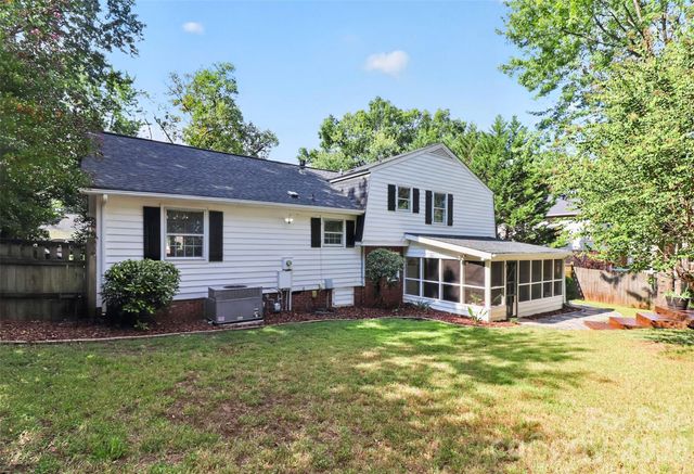 10743 Osprey Drive, Charlotte, NC 28226