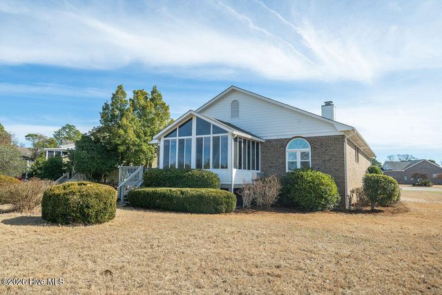 302 Colony Green Court, Wilmington, NC 28412