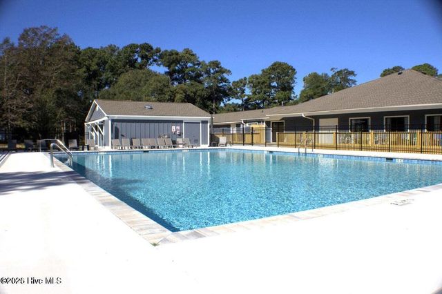 302 Colony Green Court, Wilmington, NC 28412