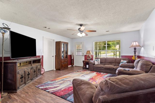 23 Rebecca Lane, Cabot, AR 72023