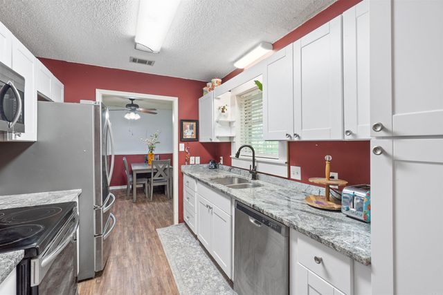 23 Rebecca Lane, Cabot, AR 72023