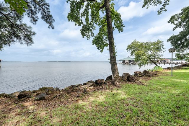 20862 Bay Shore Drive, Flint, TX 75762