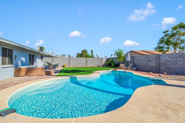 6003 S COLLEGE Avenue, Tempe, AZ 85283