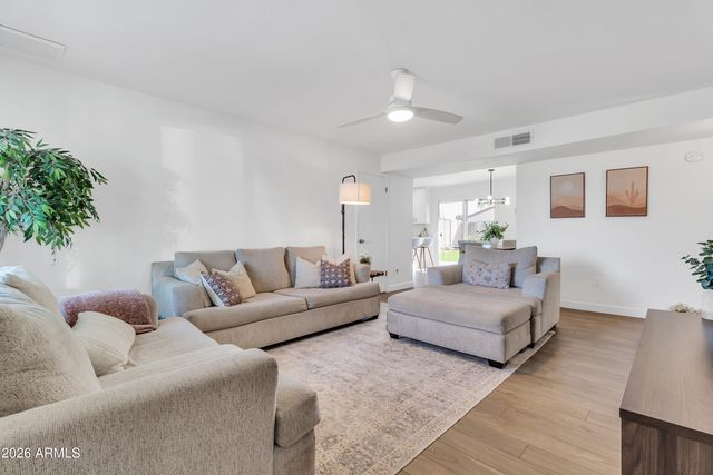 6003 S COLLEGE Avenue, Tempe, AZ 85283