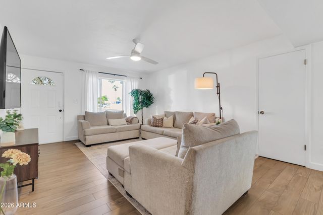 6003 S COLLEGE Avenue, Tempe, AZ 85283