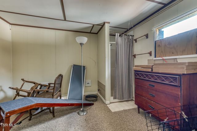 744 Sycamore Shoals Drive, Elizabethton, TN 37643