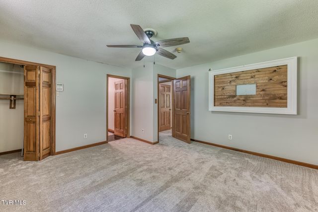 744 Sycamore Shoals Drive, Elizabethton, TN 37643