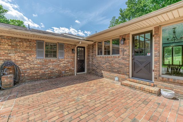 744 Sycamore Shoals Drive, Elizabethton, TN 37643