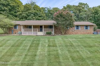 744 Sycamore Shoals Drive, Elizabethton, TN 37643