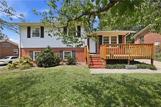2222 Lynette Drive, Greensboro, NC 27403