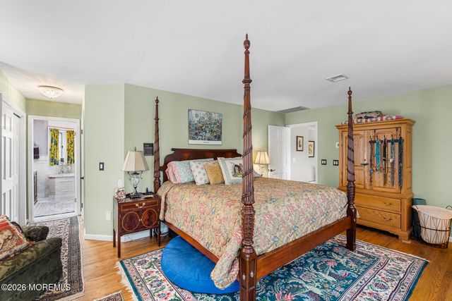 7 Cuomo Court, Millstone, NJ 08535