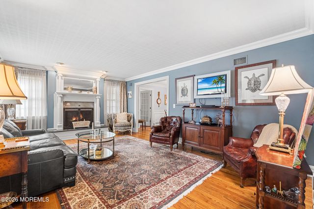 7 Cuomo Court, Millstone, NJ 08535