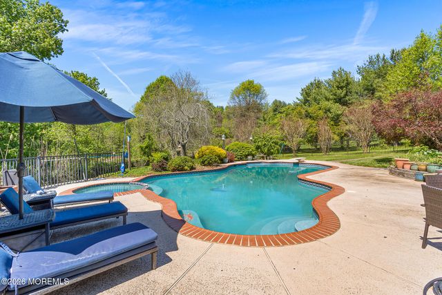 7 Cuomo Court, Millstone, NJ 08535
