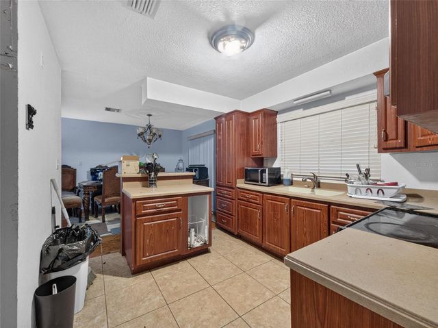 4020 MAGNOLIA DRIVE, Leesburg, FL 34748