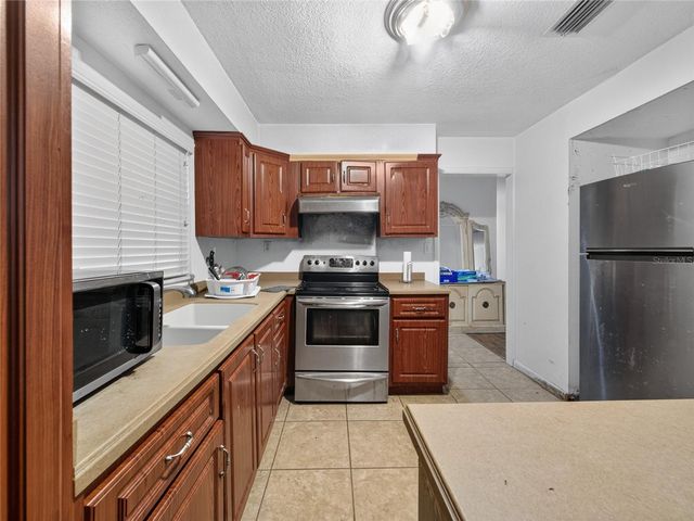 4020 MAGNOLIA DRIVE, Leesburg, FL 34748