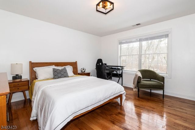 55 Haggerty Dr, West Orange Twp., NJ 07052