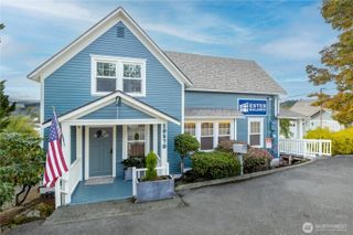 19679 Front Street NE, Poulsbo, WA 98370