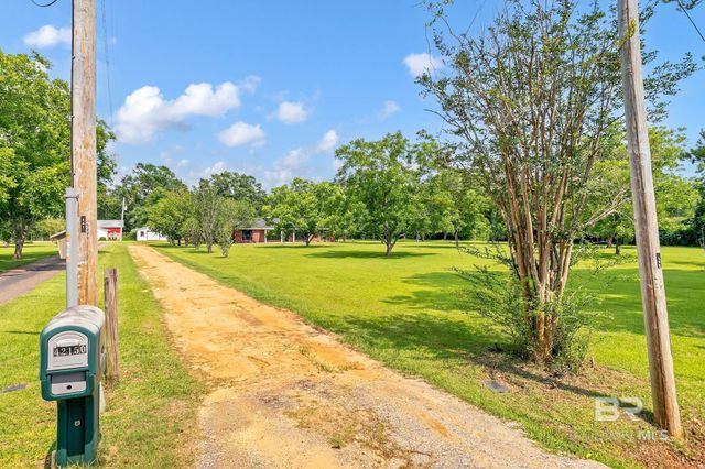 42150 Carlee Lane, Bay Minette, AL 36507