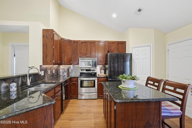 5002 Blue Grass Court, Wilmington, NC 28409