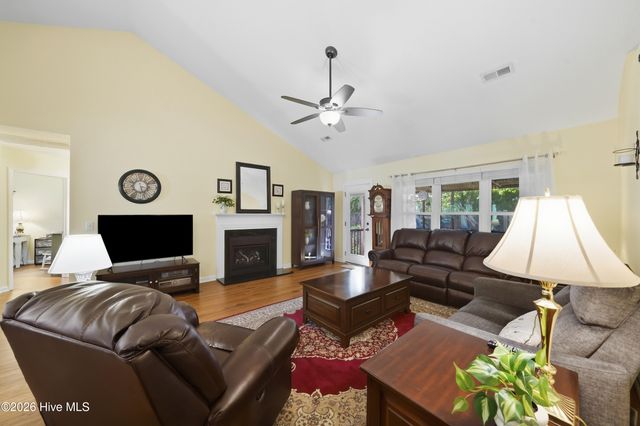 5002 Blue Grass Court, Wilmington, NC 28409