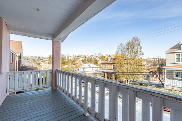 738 Gallion Ave, Brookline, PA 15226