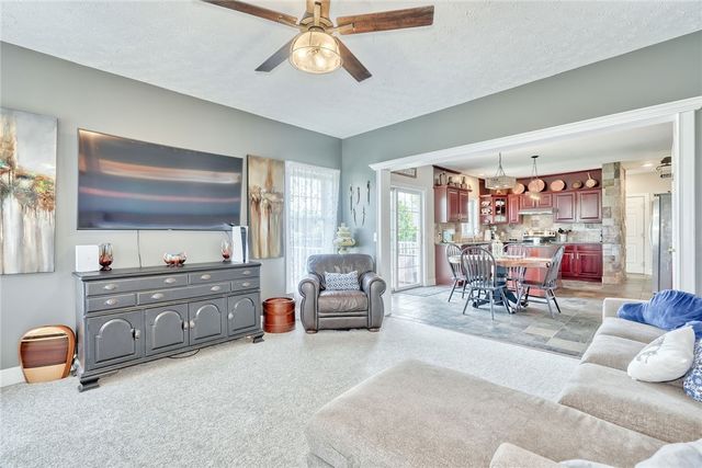 7272 Montgomery Lane, Victor, NY 14564