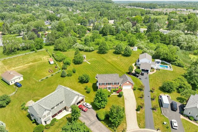 7272 Montgomery Lane, Victor, NY 14564