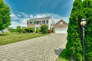 7272 Montgomery Lane, Victor, NY 14564